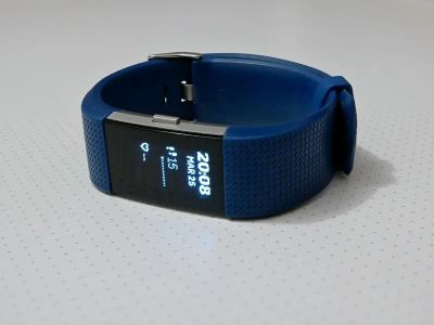 Лот: 11240675. Фото: 1. Фитнес-браслет Fitbit Charge 2. Браслеты