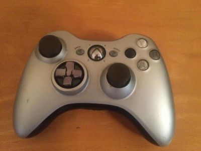 Лот: 6897040. Фото: 1. Джойстик Microsoft Xbox беспроводной. Запчасти для игровых приставок, консолей