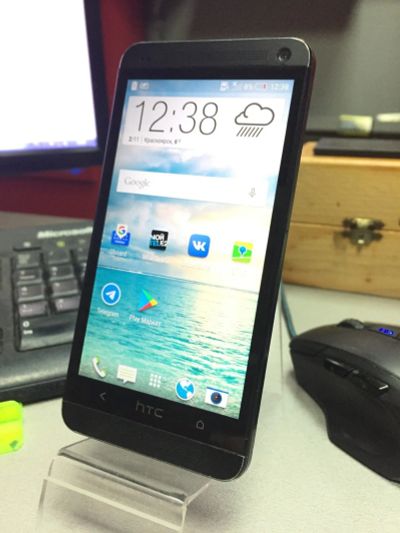 Лот: 14937528. Фото: 1. Смартфон HTC ONE M7. Смартфоны