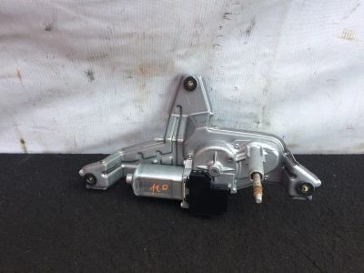 Лот: 21412703. Фото: 1. моторчик заднего дворника Toyota... Двигатель и элементы двигателя
