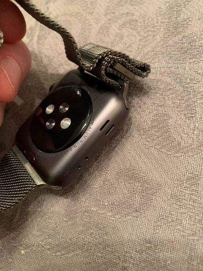 Лот: 16719780. Фото: 1. Apple Watch Series 3 NIKE 42mm. Смарт-часы, фитнес-браслеты, аксессуары