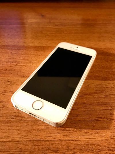 Лот: 14531736. Фото: 1. iPhone 5s (на запчасти). Смартфоны