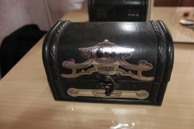 Лот: 3944877. Фото: 1. Шкатулка дерево. Другое (сувениры, подарки)