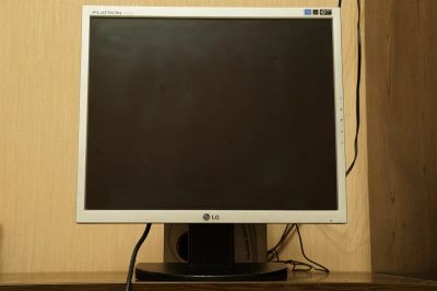 Лот: 3079816. Фото: 1. Монитор ЖК 17" LG Flatron L1752S. ЖК-мониторы