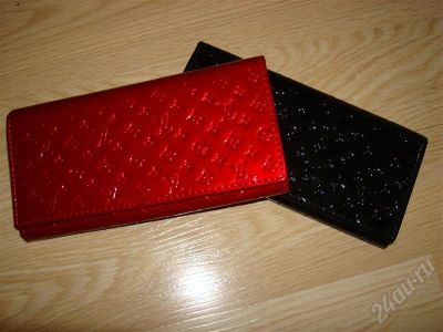 Лот: 625285. Фото: 1. Кошелек LV, CHANEL. Бумажники, кошельки, портмоне