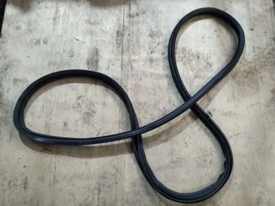 Лот: 21402774. Фото: 1. уплотнительная резинка двери Toyota... Двигатель и элементы двигателя