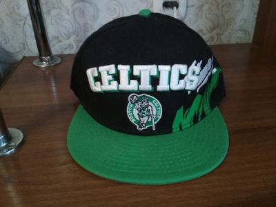 Лот: 12267039. Фото: 1. Кепка Snapback Boston Celtics... Головные уборы