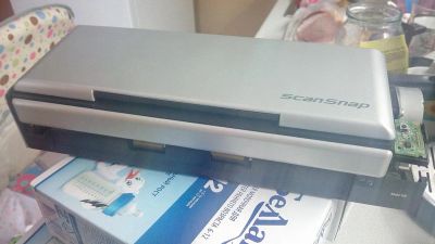 Лот: 10836602. Фото: 1. Двусторонний сканер Fujitsu ScanSnap... Сканеры