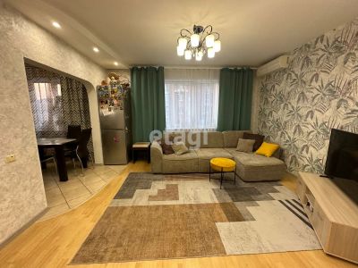 Лот: 24958855. Фото: 1. Продам 4-комн. кв. 78.1 кв.м... Квартиры, студии