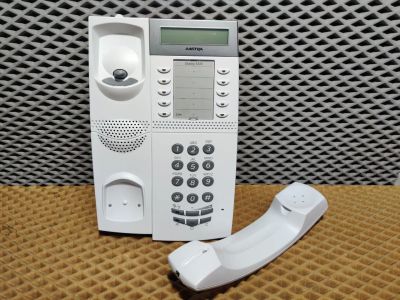Лот: 21521163. Фото: 1. Телефон Aastra Dialog 4222 Office. Проводные телефоны