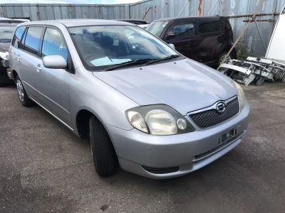 Лот: 10665353. Фото: 1. Toyota Corolla Fielder 2001г... Авто в разбор