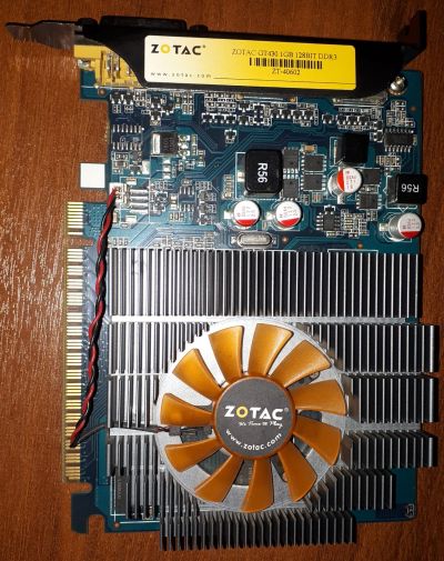 Лот: 18421250. Фото: 1. видеокарта Zotac GT240 1Gb 128bit... Видеокарты