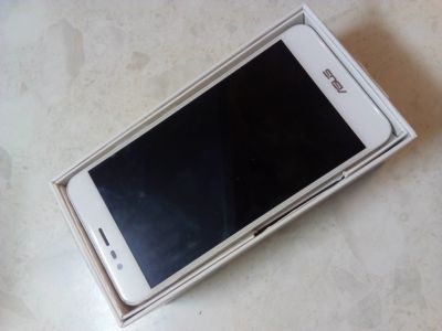 Лот: 15214826. Фото: 1. Смартфон Asus ZC520TL. Смартфоны