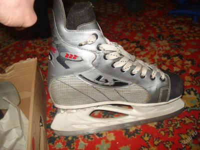 Лот: 67853. Фото: 1. коньки Botas. Коньки