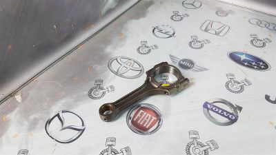 Лот: 23584815. Фото: 1. Шатун Suzuki Grand Vitara J24B... Двигатель и элементы двигателя
