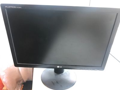 Лот: 17489395. Фото: 1. Монитор LG. ЖК-мониторы
