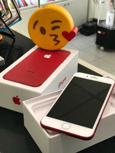 Лот: 11300122. Фото: 1. iPhone 7 128Gb RED б/у. Смартфоны