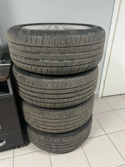 Лот: 24690472. Фото: 1. Комплект колес r18 Mercedes W222... Шины