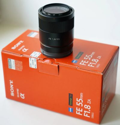 Лот: 25395440. Фото: 1. Sony FE 55mm F1.8 ZA (SEL55F18Z... Объективы