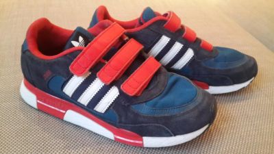 Лот: 10958014. Фото: 1. Кроссовки Adidas размер 38-39. Кеды, кроссовки