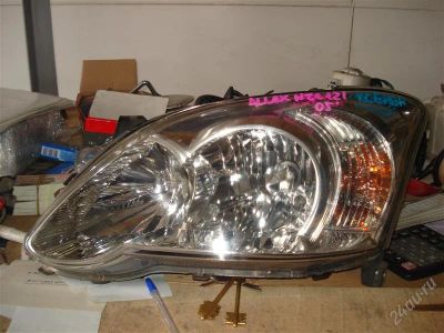 Лот: 2845836. Фото: 1. Фара Toyota Allex, Runx nze-zze... Оптика и освещение