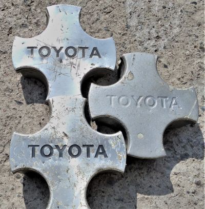 Лот: 16485777. Фото: 1. Колпачок для литья Toyota d 100... Колпаки
