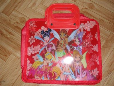 Лот: 2390046. Фото: 1. Сумочка на замочке Winx для сменки... Другое (учёба (школа, вуз))