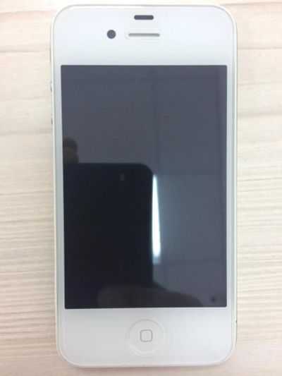Лот: 8280993. Фото: 1. iPhone 4s White 16gb. Смартфоны