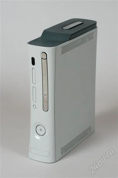 Лот: 2686342. Фото: 1. Xbox 360 LT +3.0 + около 70 игр... Игровые приставки, консоли