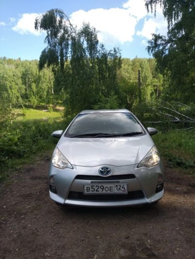 Лот: 14619496. Фото: 1. Toyota aqua 2013. Автомобили