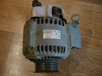 Лот: 9557646. Фото: 1. Генератор Honda D17A. Электрооборудование
