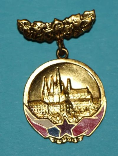 Лот: 8808481. Фото: 1. Тяжелый знак на подвеске: Союз... Сувенирные
