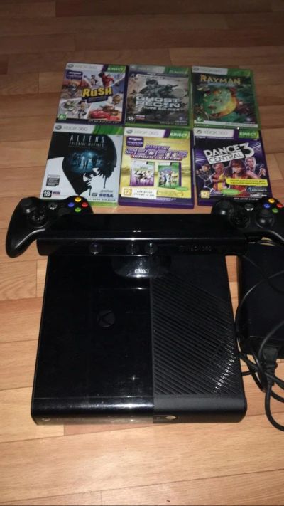 Лот: 16172578. Фото: 1. Xbox 360 Kinect 500ГБ Model 1538. Игровые приставки, консоли