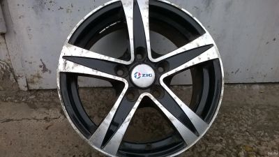 Лот: 14850101. Фото: 1. Диски литые 6,5*15 крепление 5... Диски