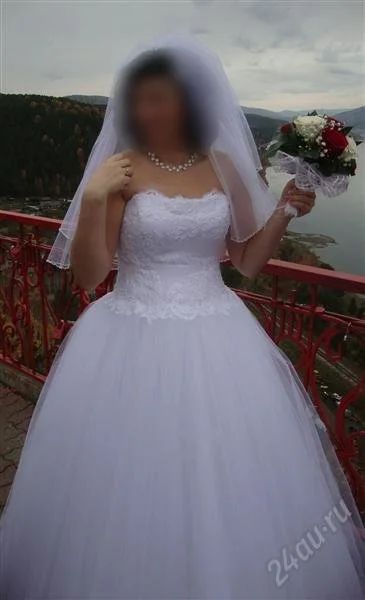 Лот: 2242883. Фото: 1. Свадебное платье-очень красивое... Свадебные платья