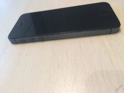 Лот: 5879527. Фото: 1. Продам Iphone 5 черный 16gb ЧИтАТЬ... Смартфоны