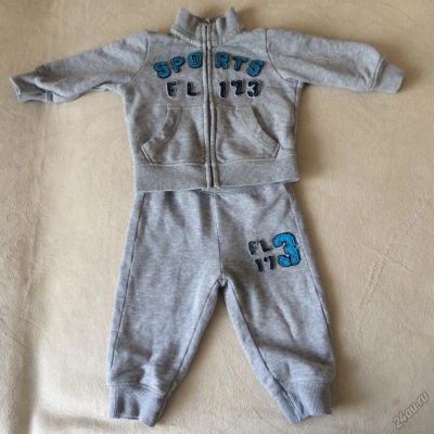 Лот: 5562844. Фото: 1. Костюм Benetton. Спортивная одежда