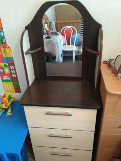 Лот: 9276846. Фото: 1. Туалетный столик. Туалетные столики