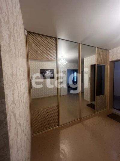 Лот: 20982866. Фото: 1. Сдам 3-комн. кв. 90 кв.м. Красноярск... Квартиры, студии