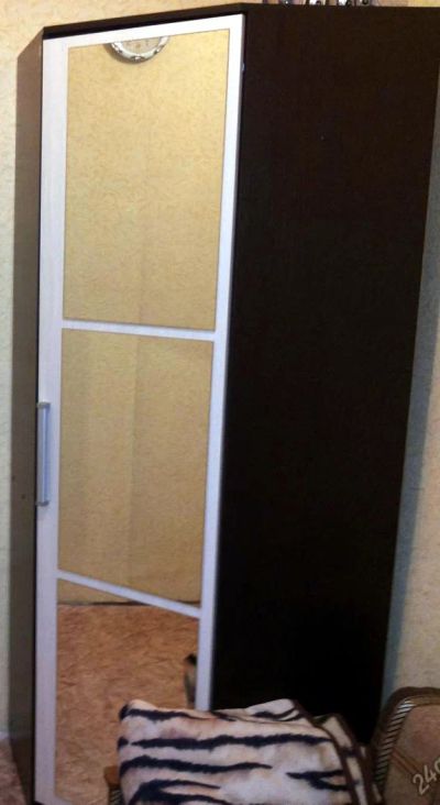 Лот: 9798362. Фото: 1. Шкаф угловой с зеркалом б/у 80... Шкафы, шкафы-купе