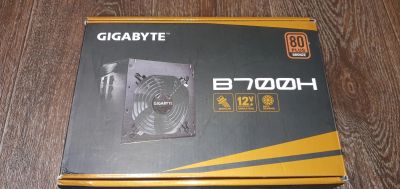 Лот: 24578840. Фото: 1. Блок питания 700w gigabyte. Корпуса, блоки питания