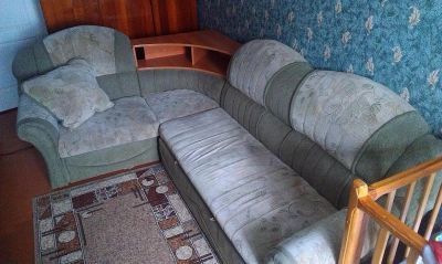 Лот: 3579370. Фото: 1. Диван уголок (деревянные угол-полки... Кресла, пуфы