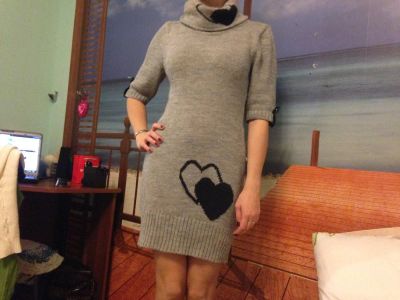 Лот: 4565819. Фото: 1. Вязанное платье. Платья