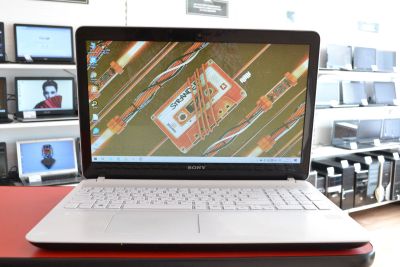 Лот: 16073314. Фото: 1. Sony SVF15229V (15.6"/Intel Pentium... Ноутбуки