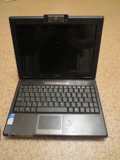 Лот: 3112760. Фото: 1. Продам ноутбук Asus F9E на запчасти. Ноутбуки