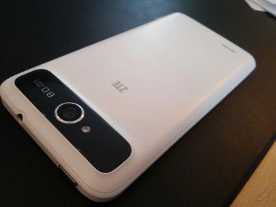 Лот: 5580635. Фото: 1. Инновации в кармане ZTE V987. Смартфоны