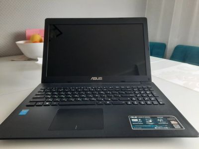 Лот: 20054658. Фото: 1. Ноутбук ASUS X553M. Ноутбуки