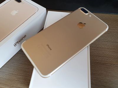 Лот: 14847285. Фото: 1. iPhone 7 Plus 128 Gb Gold. Смартфоны