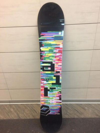 Лот: 6506159. Фото: 1. Продам сноуборд ftwo air идеальное... Сноуборды