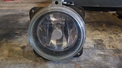 Лот: 19391990. Фото: 1. ПТФ Mazda Tribute. Оптика и освещение
